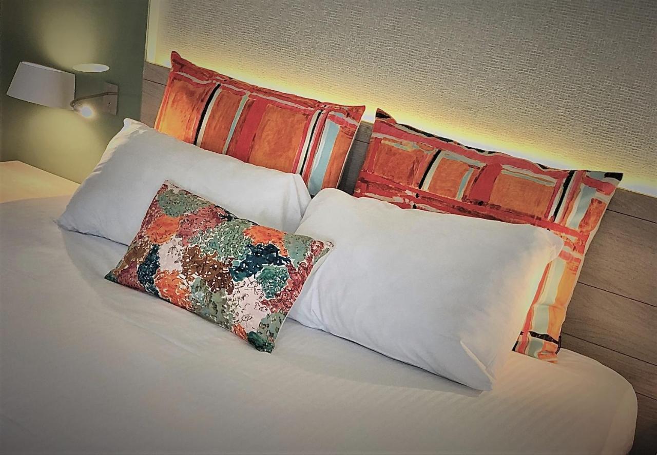 Logis Hotel & Restaurant Les Mouettes - Larmor Plage, Proche De Lorient Esterno foto
