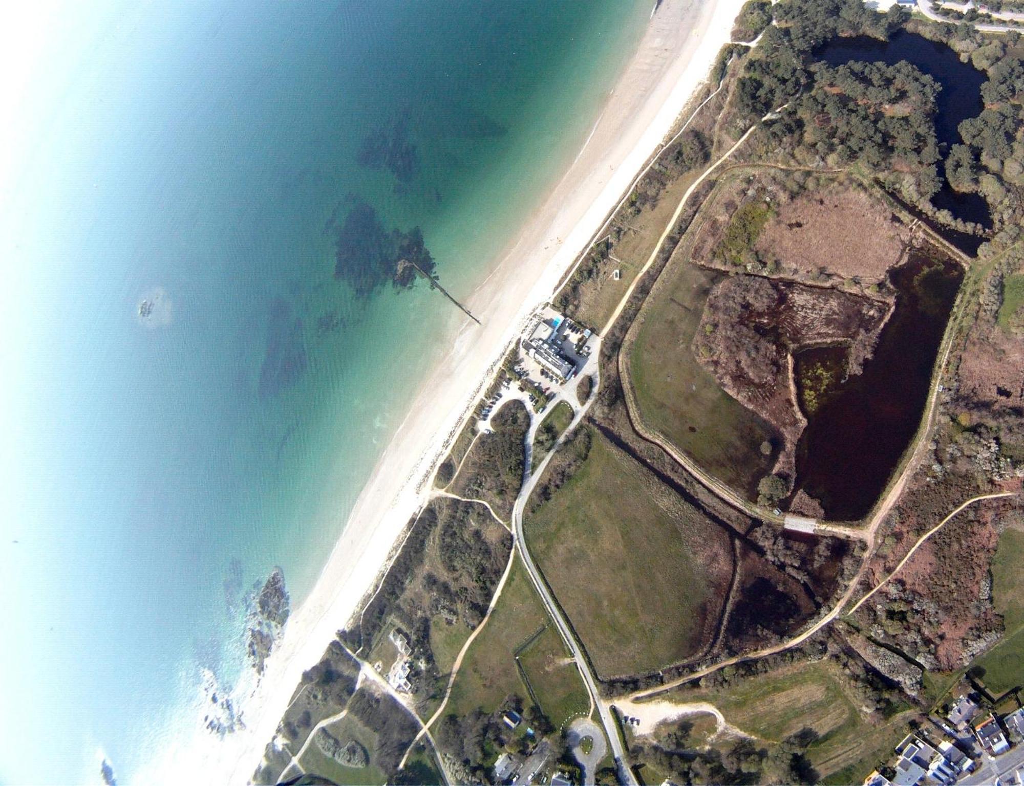 Logis Hotel & Restaurant Les Mouettes - Larmor Plage, Proche De Lorient Esterno foto